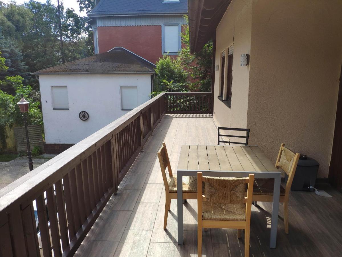 Ferienwohnung Mit 123Qm Fuer 8 Personen Mit Sehr Grossem Garten, Einfache Innen-Ausstattung Leipzig Exteriör bild