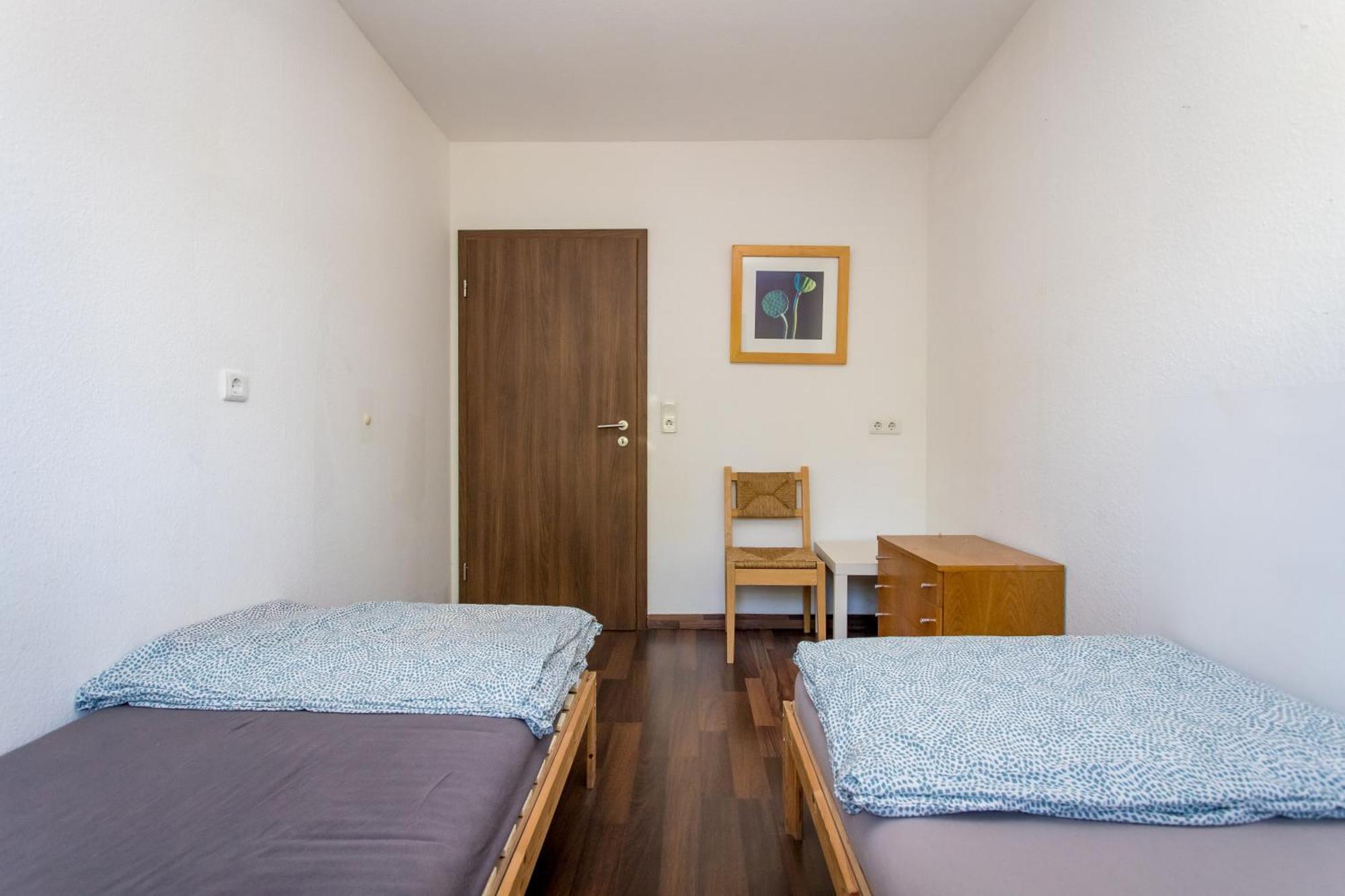 Ferienwohnung Mit 123Qm Fuer 8 Personen Mit Sehr Grossem Garten, Einfache Innen-Ausstattung Leipzig Exteriör bild
